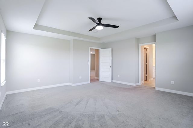 2391 S Stonehill Way, New Palestine, IN 46163