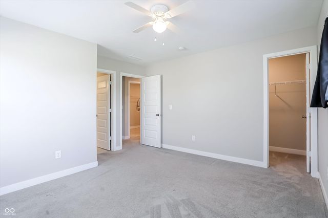 2391 S Stonehill Way, New Palestine, IN 46163