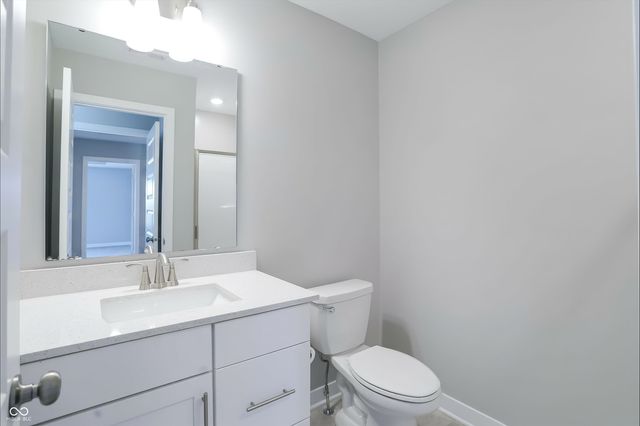 2391 S Stonehill Way, New Palestine, IN 46163