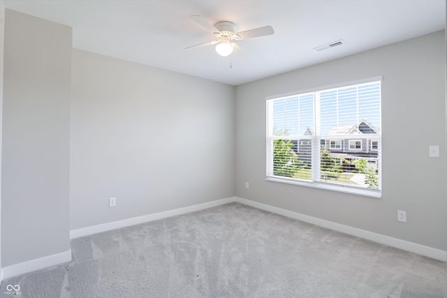 2391 S Stonehill Way, New Palestine, IN 46163