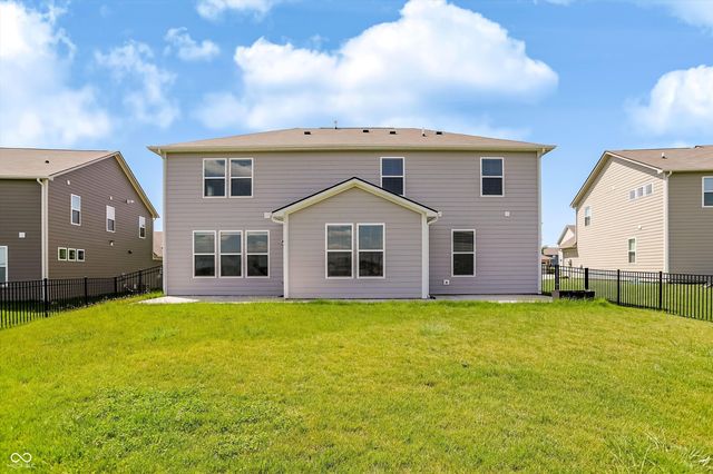 2391 S Stonehill Way, New Palestine, IN 46163