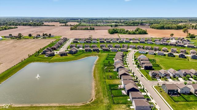 2391 S Stonehill Way, New Palestine, IN 46163