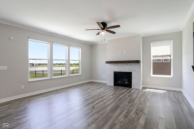 2391 S Stonehill Way, New Palestine, IN 46163