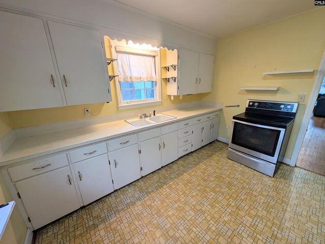 1009 Kirkwood Circle, Camden, SC 29020