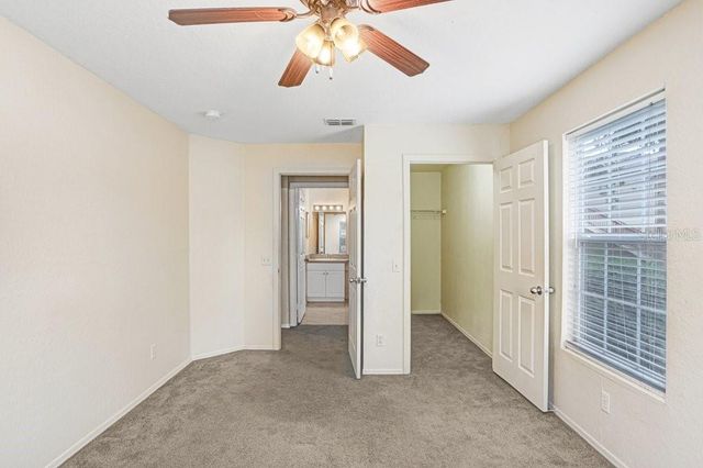 5924 BRICKLEBERRY LANE 102, Zephyrhills, FL 33541