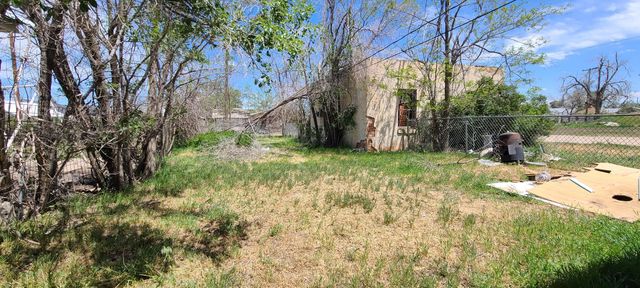 802 N West Street, Pampa, TX 79065