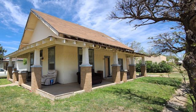 802 N West Street, Pampa, TX 79065