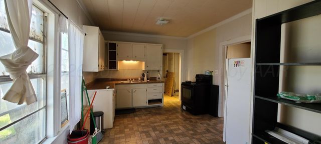 802 N West Street, Pampa, TX 79065