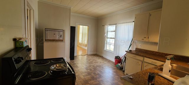 802 N West Street, Pampa, TX 79065