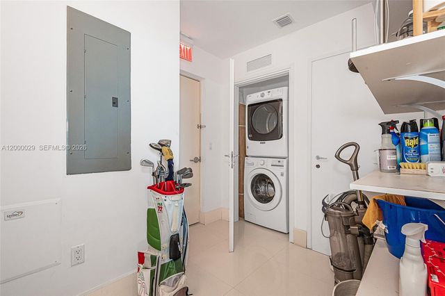 50 S Pointe Dr 1804, Miami Beach, FL 33139