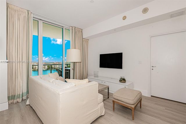 50 S Pointe Dr 1804, Miami Beach, FL 33139