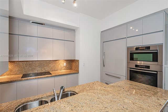 50 S Pointe Dr 1804, Miami Beach, FL 33139