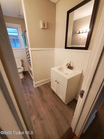 34-36 Sparkill Avenue, Albany, NY 12209