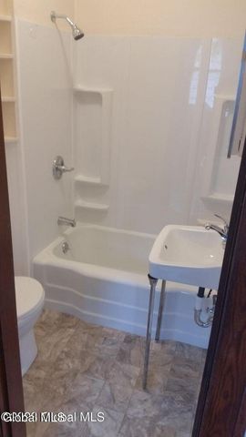 34-36 Sparkill Avenue, Albany, NY 12209