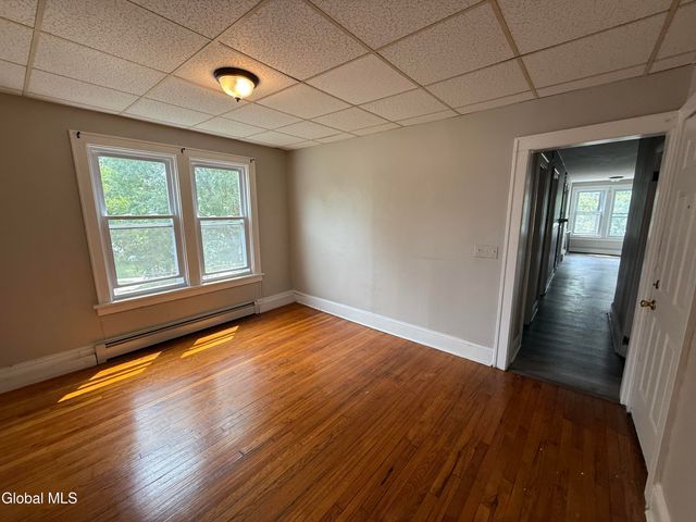 34-36 Sparkill Avenue, Albany, NY 12209