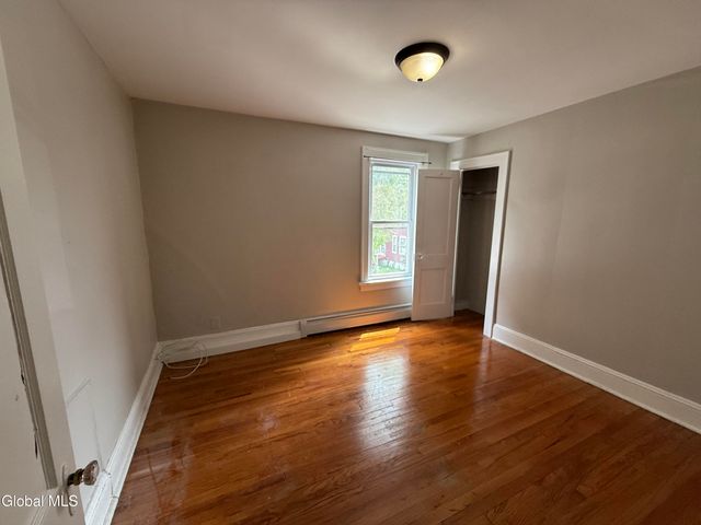 34-36 Sparkill Avenue, Albany, NY 12209