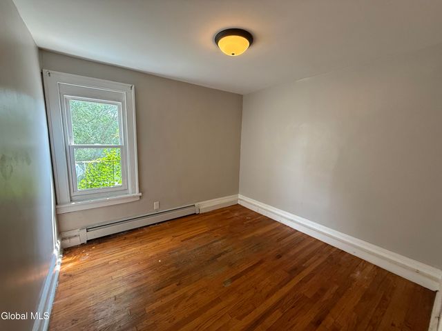 34-36 Sparkill Avenue, Albany, NY 12209