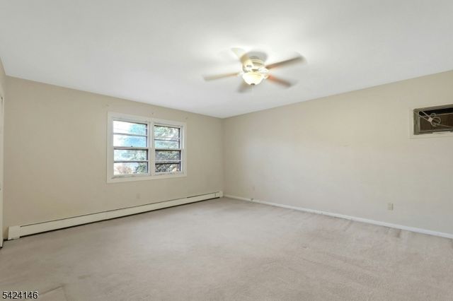 264 Lincoln Pl, Garfield City, NJ 07026