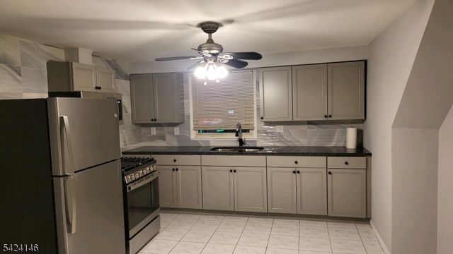 264 Lincoln Pl, Garfield City, NJ 07026