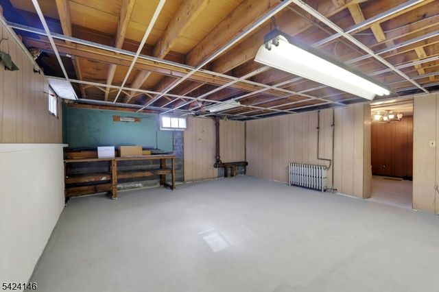 264 Lincoln Pl, Garfield City, NJ 07026