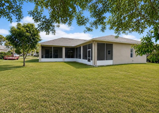 2811 Serenity Circle S, Fort Pierce, FL 34981