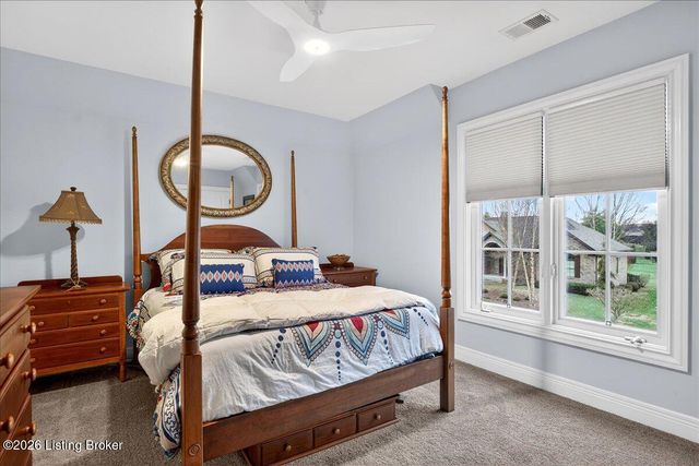 4911 Spring Farm Rd, Prospect, KY 40059