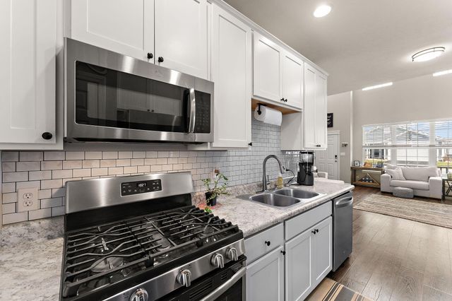 971 E 117th Place, Crown Point, IN 46307