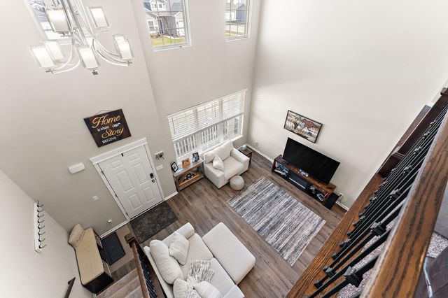 971 E 117th Place, Crown Point, IN 46307