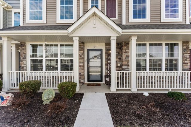 971 E 117th Place, Crown Point, IN 46307