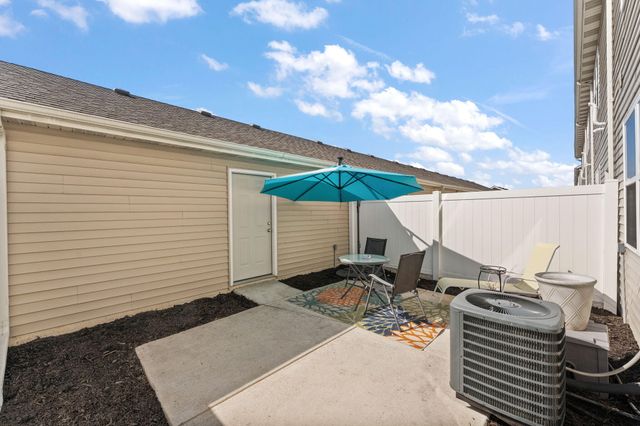 971 E 117th Place, Crown Point, IN 46307