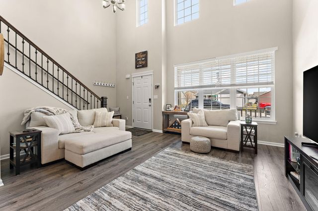 971 E 117th Place, Crown Point, IN 46307