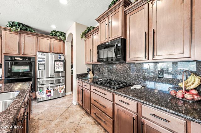 2754 E PARKVIEW Drive, Gilbert, AZ 85295