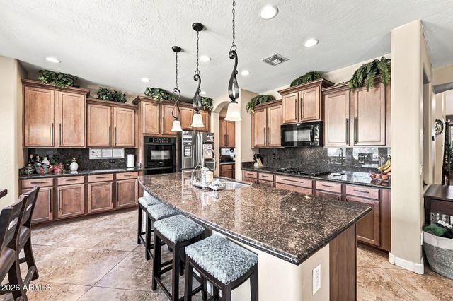 2754 E PARKVIEW Drive, Gilbert, AZ 85295