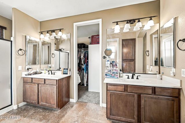 2754 E PARKVIEW Drive, Gilbert, AZ 85295