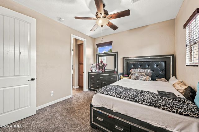 2754 E PARKVIEW Drive, Gilbert, AZ 85295