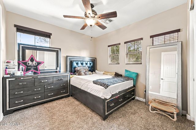 2754 E PARKVIEW Drive, Gilbert, AZ 85295