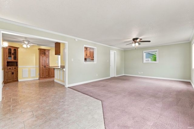 1523 Melbourne Drive, New Haven, IN 46774