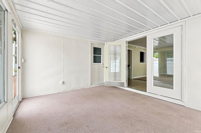 1523 Melbourne Drive, New Haven, IN 46774