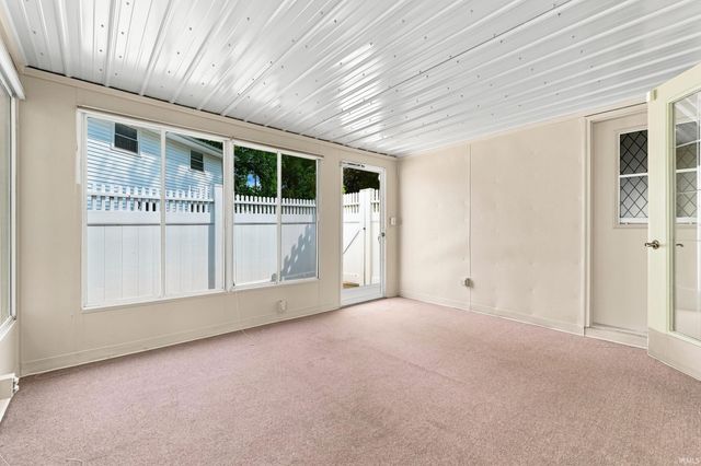 1523 Melbourne Drive, New Haven, IN 46774