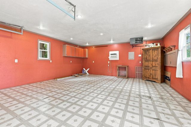 1523 Melbourne Drive, New Haven, IN 46774