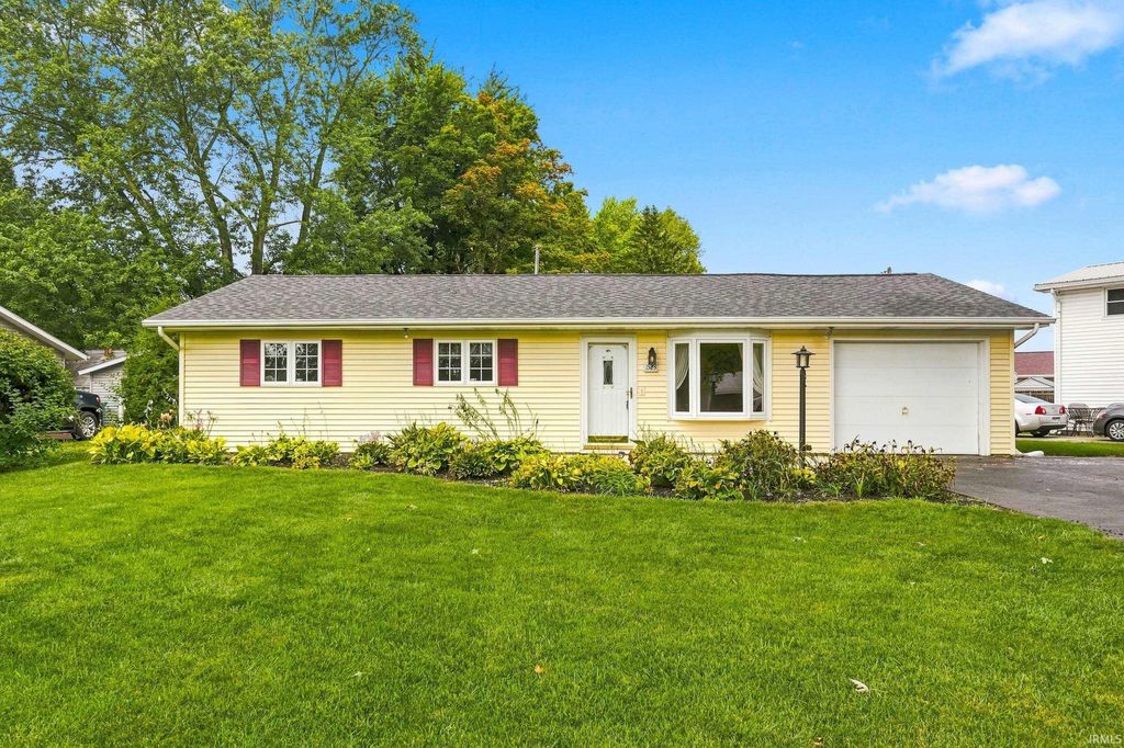 1523 Melbourne Drive, New Haven, IN 46774