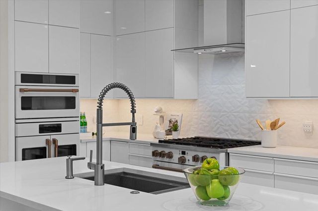 6729 Hansa LOOP, Austin, TX 78739