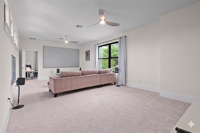 6729 Hansa LOOP, Austin, TX 78739