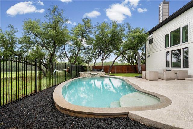 6729 Hansa LOOP, Austin, TX 78739