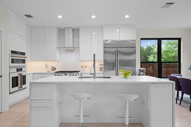 6729 Hansa LOOP, Austin, TX 78739