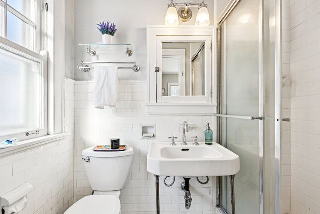 1115 Colfax Street, Evanston, IL 60201