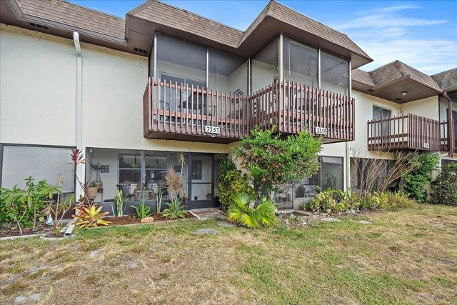 3357 RAMBLEWOOD DRIVE N 3357, Sarasota, FL 34237