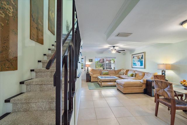 3357 RAMBLEWOOD DRIVE N 3357, Sarasota, FL 34237