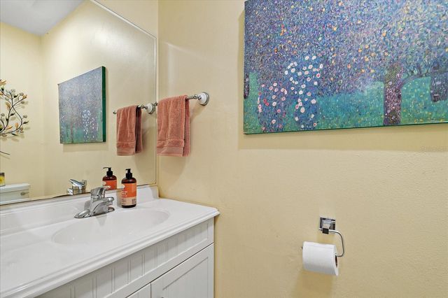 3357 RAMBLEWOOD DRIVE N 3357, Sarasota, FL 34237