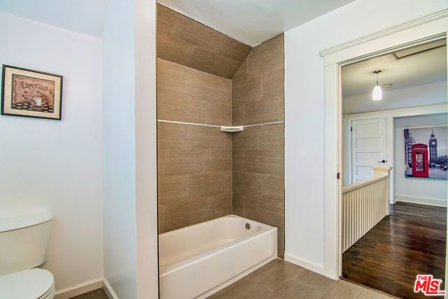 1619 W 23rd Street, Los Angeles, CA 90007